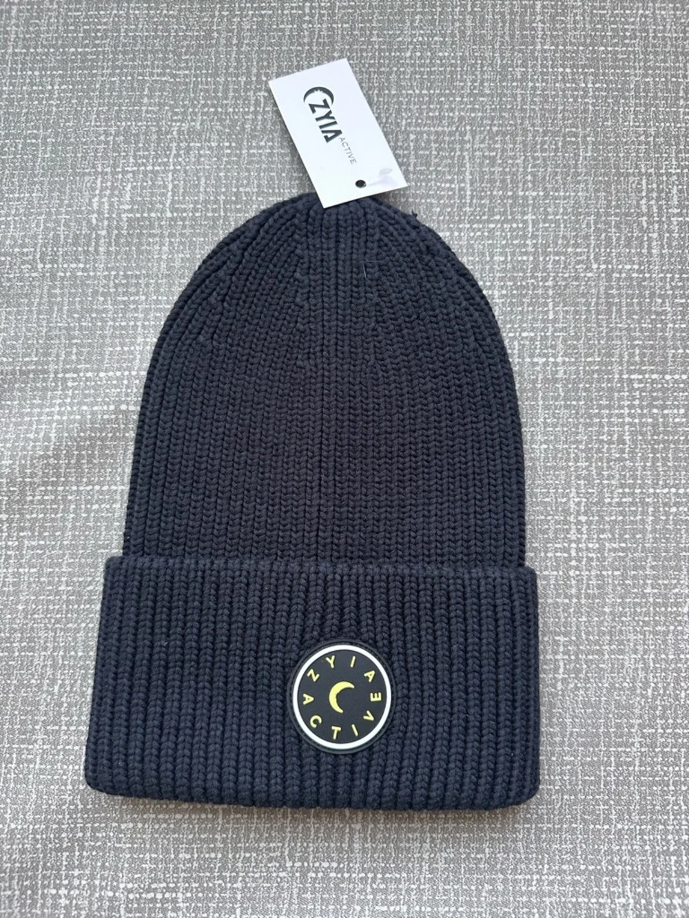 Zyia Active Black Gady Valley Beanie NWT Ribbed Knit Logo Cuffed Hat